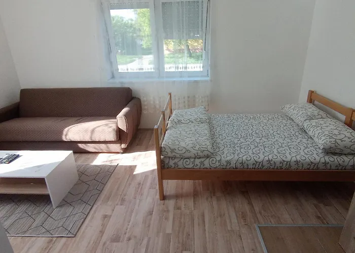 Ban Stan Апартаменты Vrbas